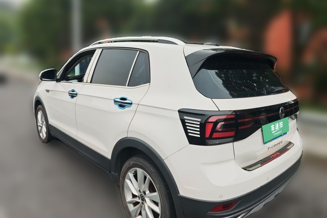Volkswagen T-Cross 2022 car image #3