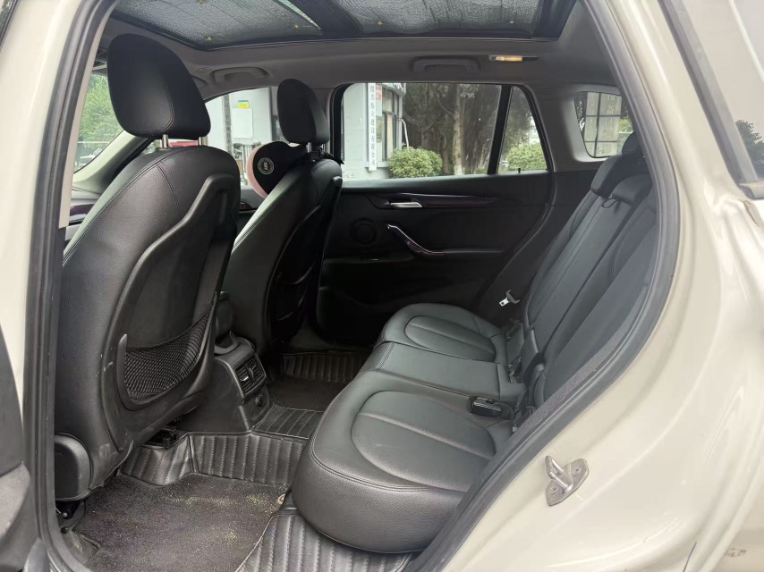 BMW X1 2017 #7 BMW X1 2017 car image #7