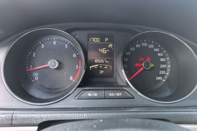 Volkswagen Lavida 2018 car image #14