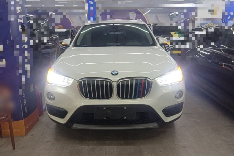 BMW X1 2018 #3 BMW X1 2018 car image #3