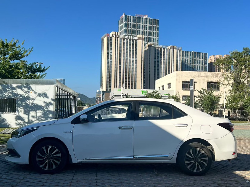 Toyota Corolla 2019 #8 Toyota Corolla 2019 صورة سيارة #8