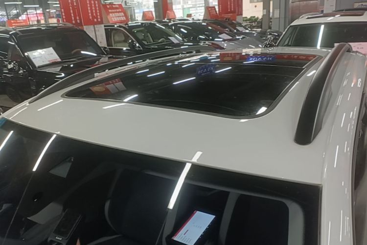 Volkswagen Tharu 2025 car image #25