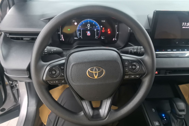 Toyota Corolla Cross 2026 #11 Toyota Corolla Cross 2026 car image #11