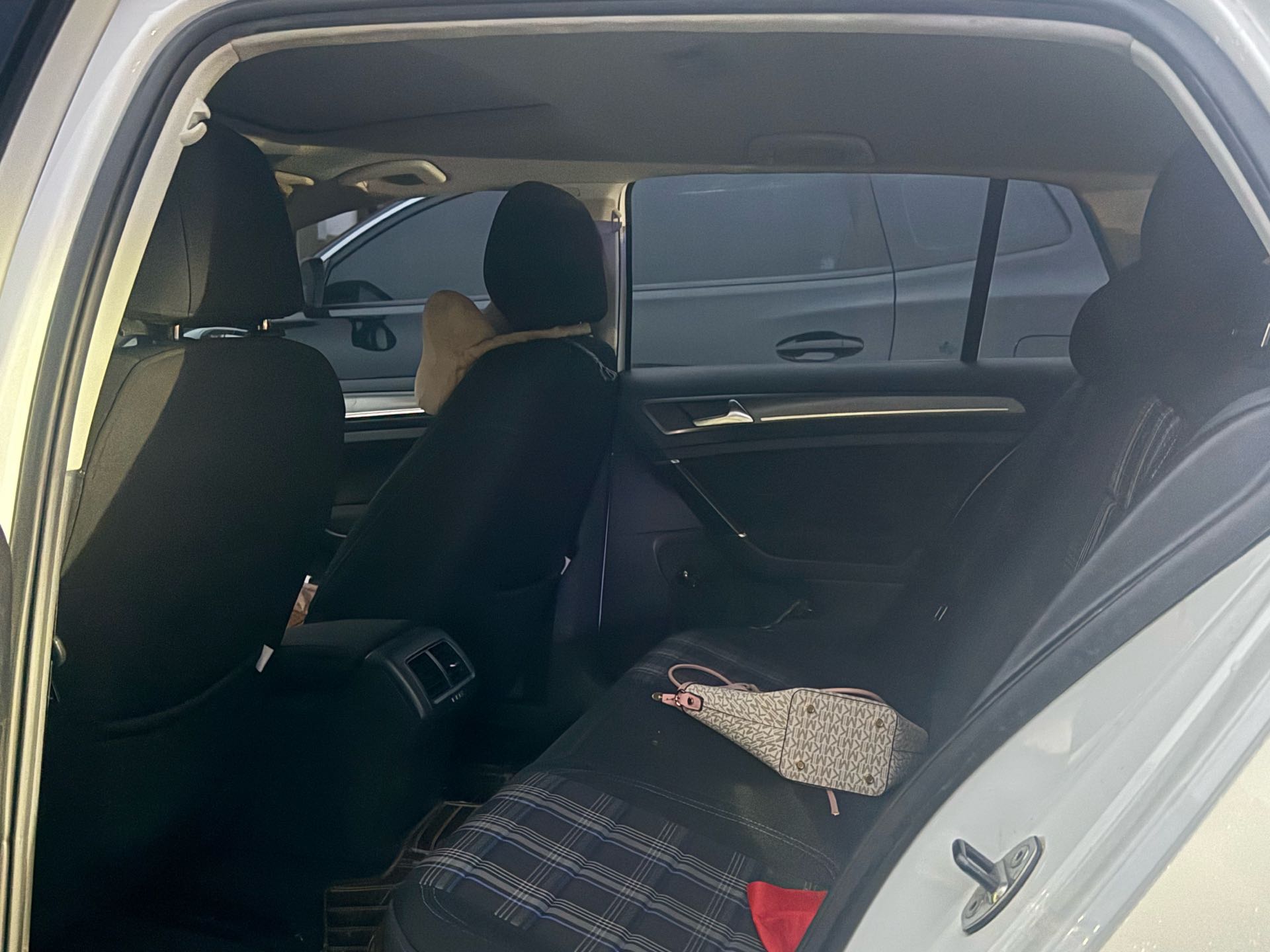 2014 imagem de carro #9