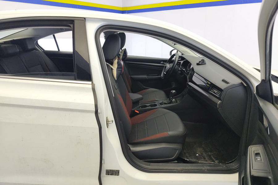 Volkswagen Bora 2021 imagem de carro #5