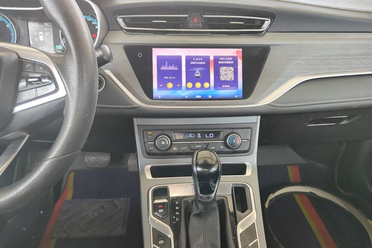 GEELY Emgrand 2021 #13 GEELY Emgrand 2021 car image #13