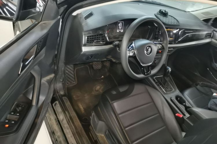 Volkswagen Lavida 2021 car image #16
