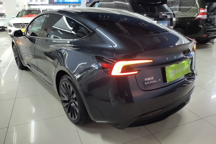 Tesla Model 3 2024 #5 Tesla Model 3 2024 immagine di auto #5