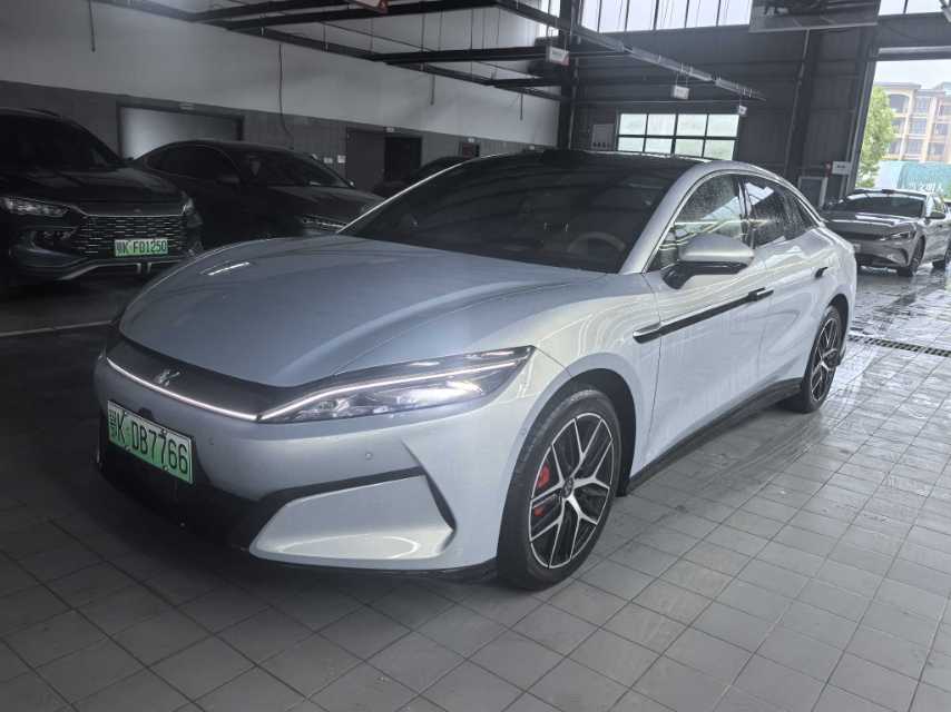 BYD HanL 2025 BYD HanL 2025 صورة سيارة