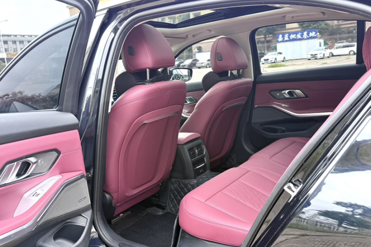 BMW 3 Series 2026 car image #29