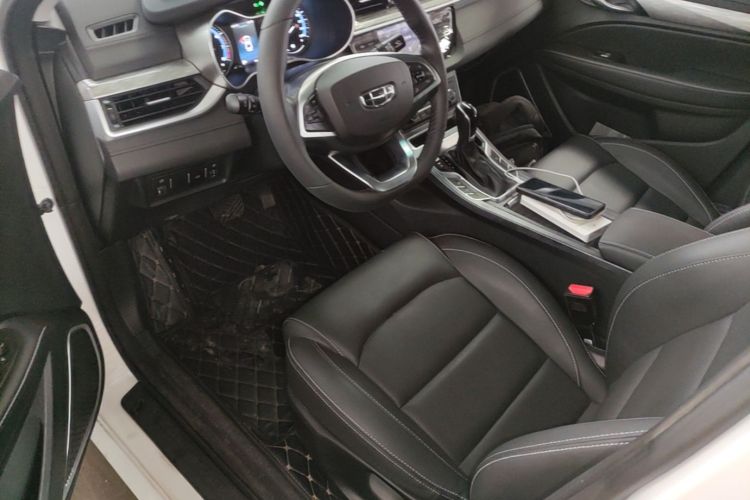 GEELY Emgrand 2020 #15 GEELY Emgrand 2020 car image #15