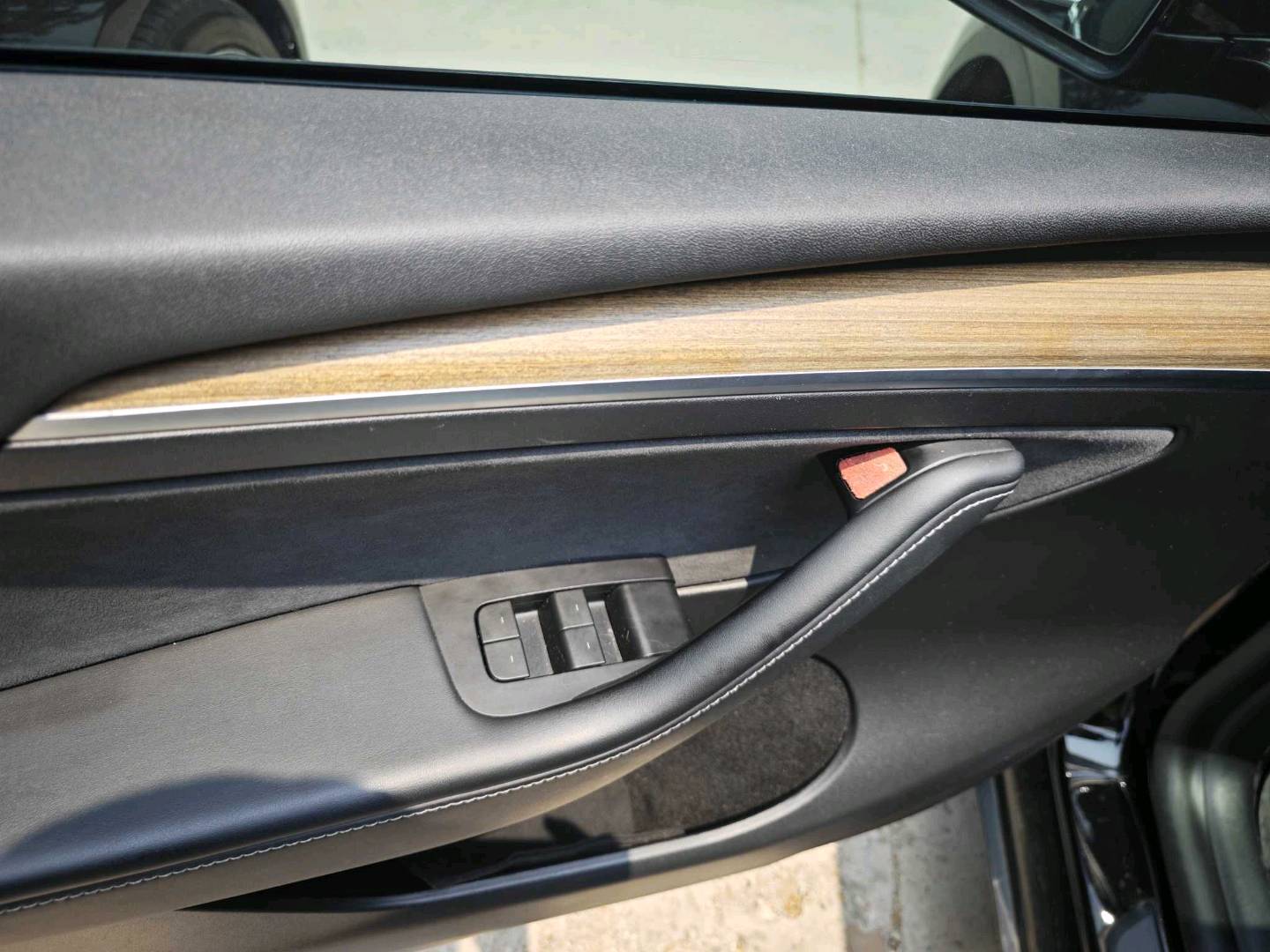 Tesla Model Y 2021 #7 Tesla Model Y 2021 car image #7