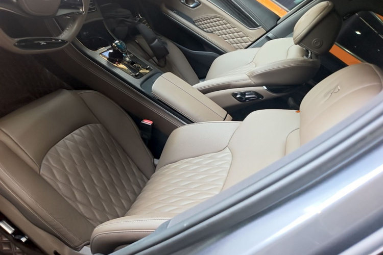 BYD Han 2022 car image #15