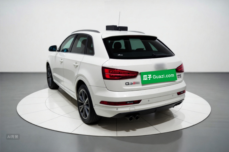 Audi Q3 2017 car image #5