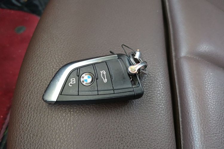 BMW X1 2020 car image #14