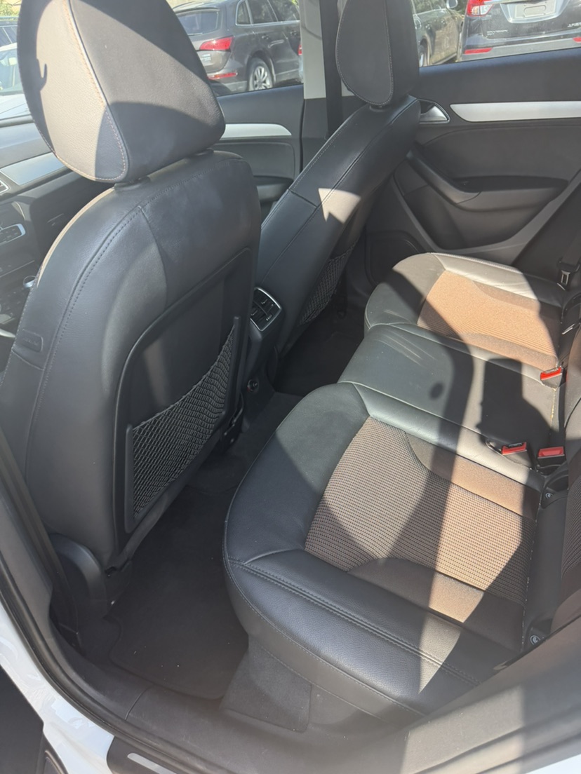 Audi Q3 2019 car image #4