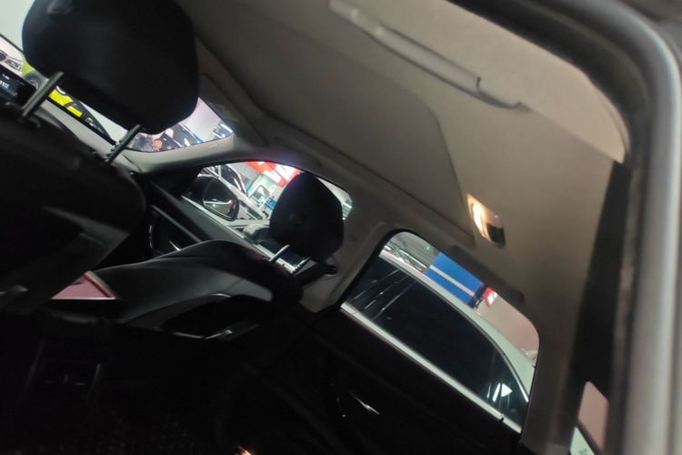 BMW 3 Series GT 2019 immagine di auto #18