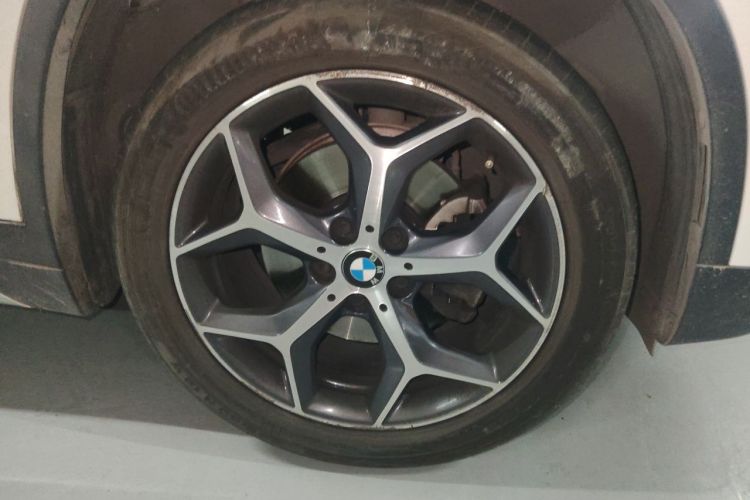 BMW X1 2019 #9 BMW X1 2019 car image #9