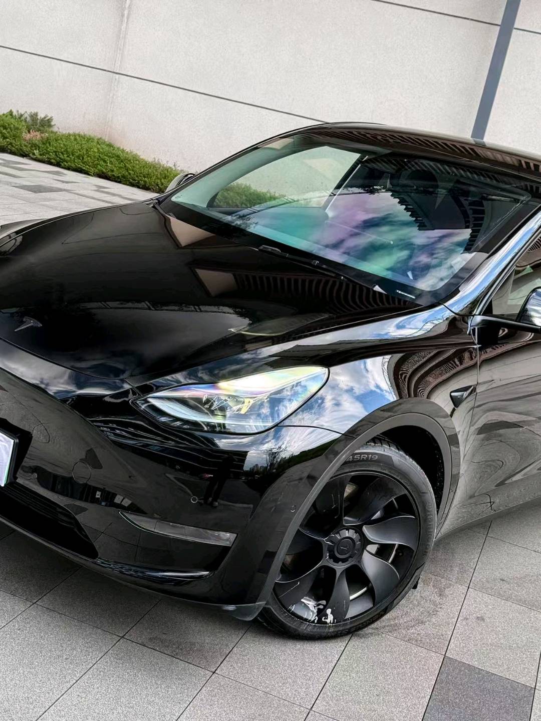 Tesla Model Y 2021 #4 Tesla Model Y 2021 car image #4