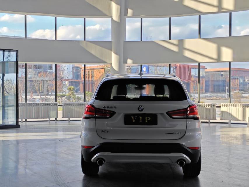 BMW X1 2021 car image #6
