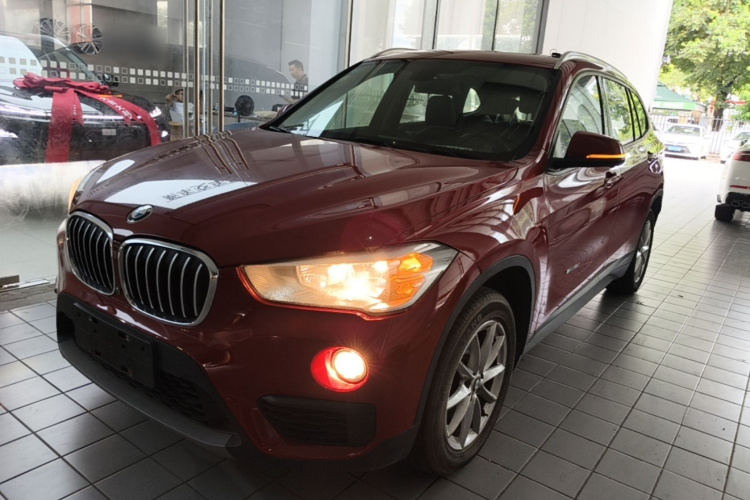 BMW X1 2018 car image #2