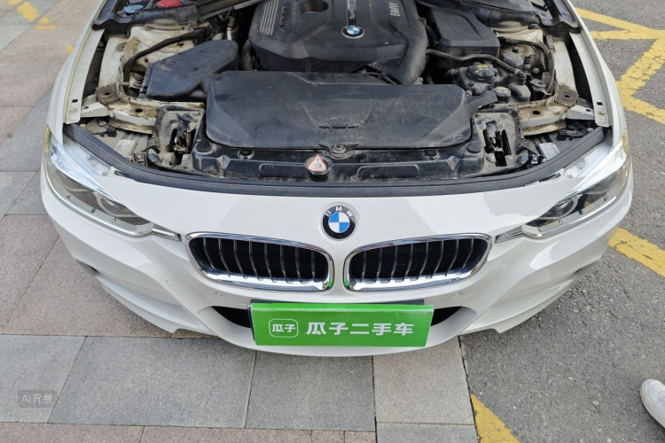 BMW 3 Series 2019 صورة سيارة #22