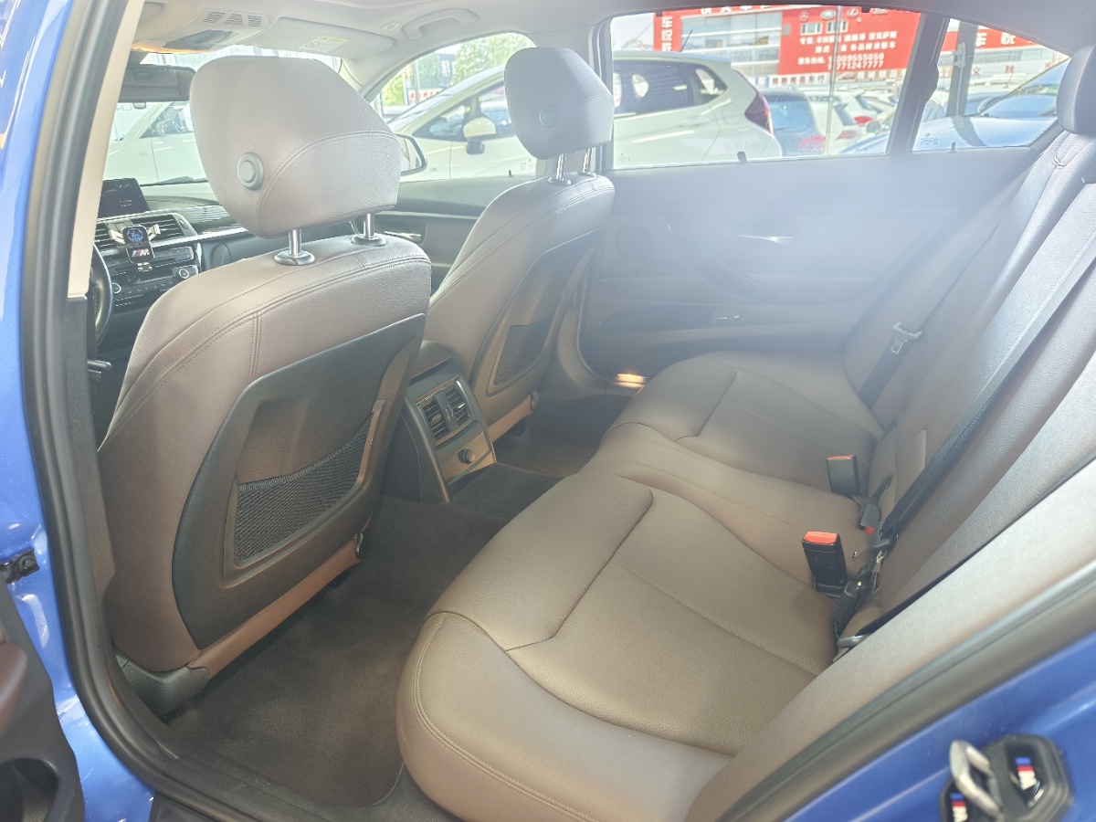 BMW 3 Series 2018 #4 BMW 3 Series 2018 car image #4