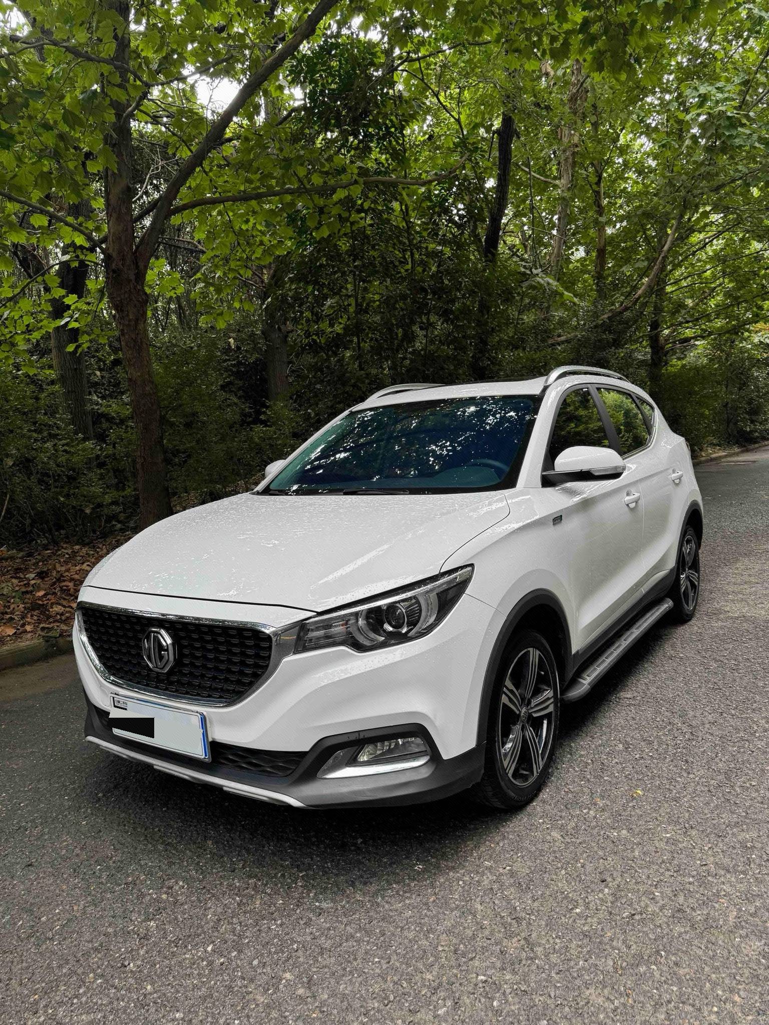 MG ZS 2019 car image 