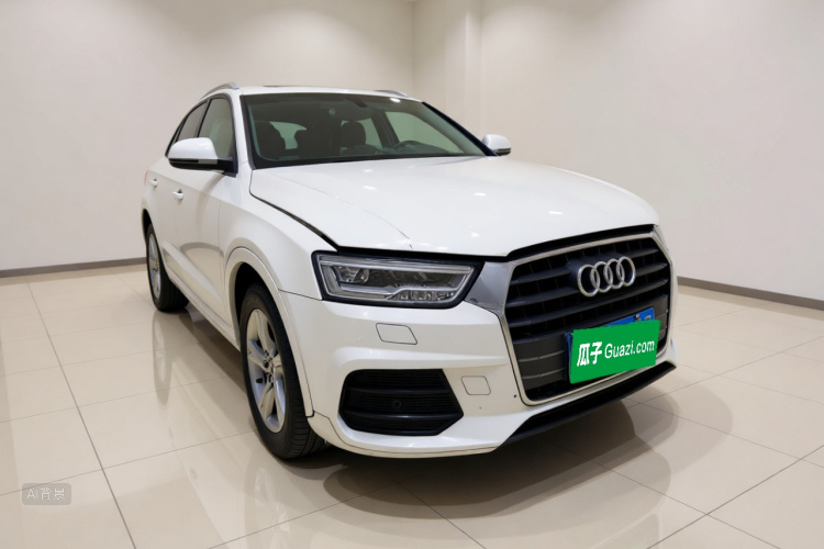 Audi Q3 2018 car image #4