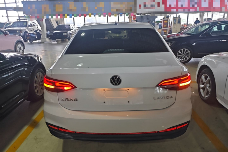 Volkswagen Lavida 2022 car image #4