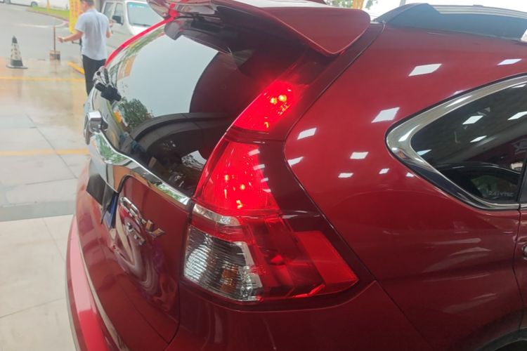 Honda CR-V 2015 #8 Honda CR-V 2015 car image #8