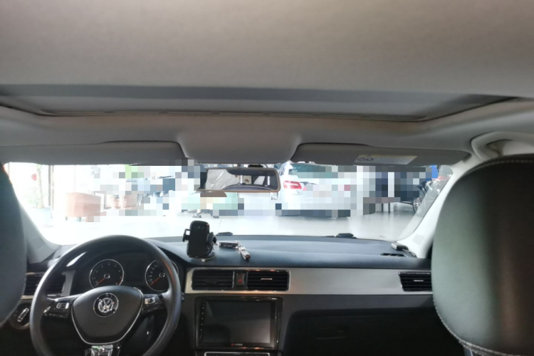 Volkswagen Santana 2016 car image #18