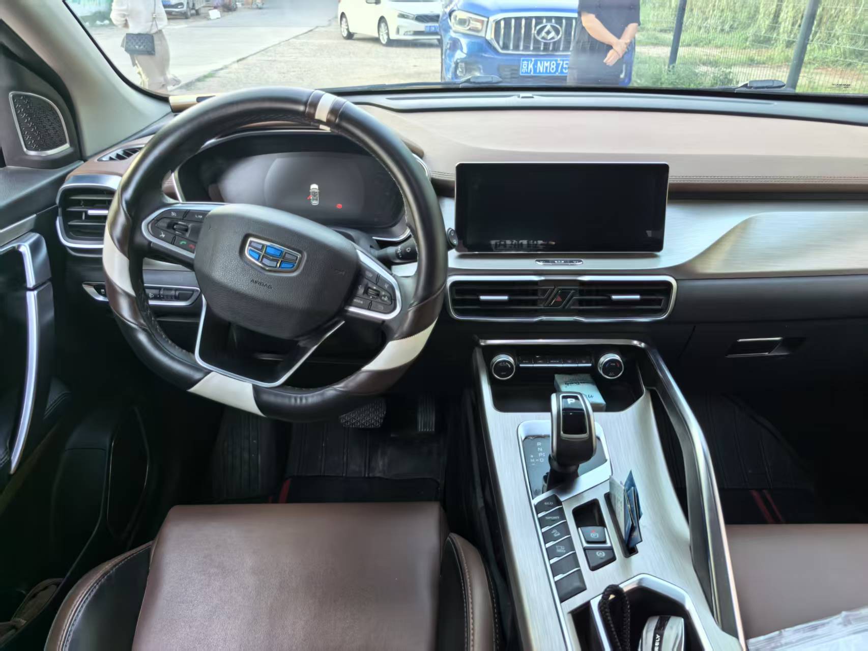 GEELY Coolray 2019 car image #5