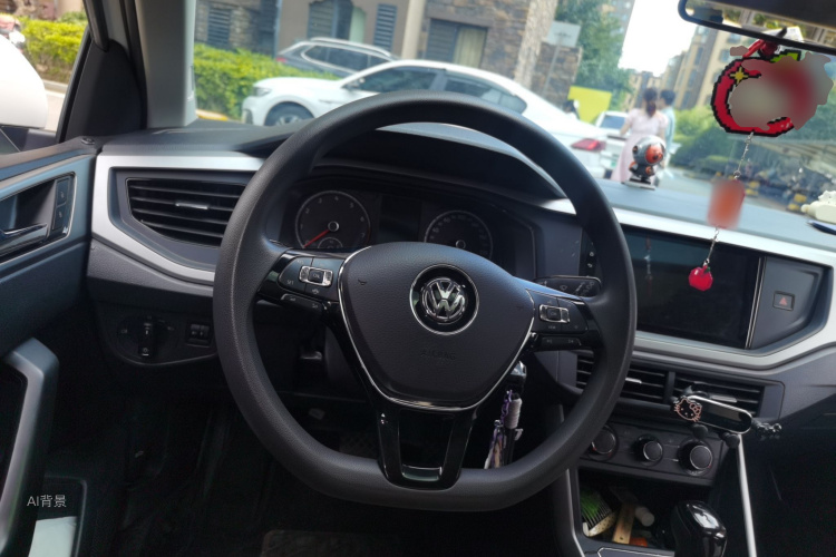 Volkswagen Polo 2021 car image #12
