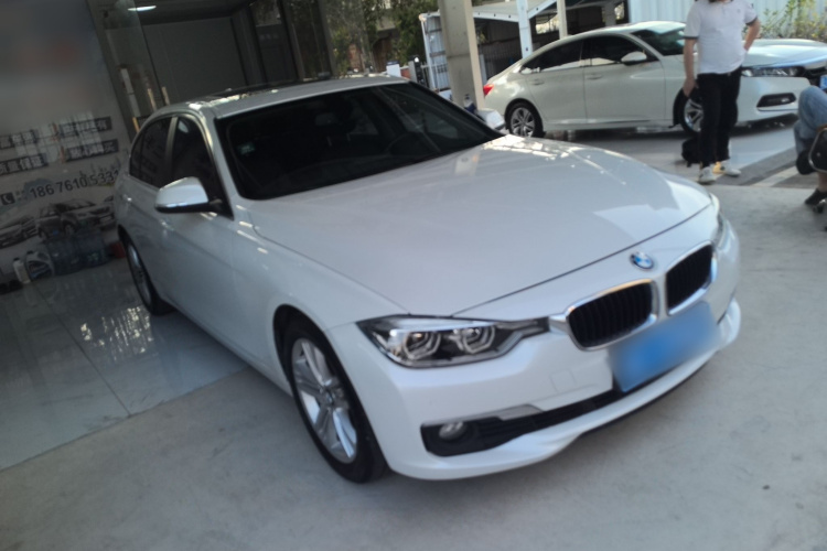 BMW 3 Series 2017 #4 BMW 3 Series 2017 car image #4