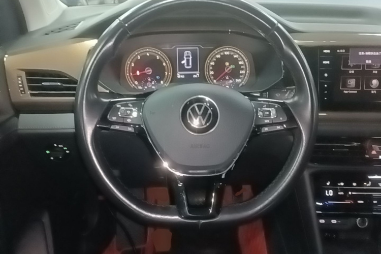 Volkswagen Tharu 2021 #15 Volkswagen Tharu 2021 car image #15