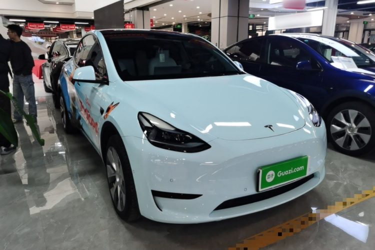 Tesla Model Y 2023 #6 Tesla Model Y 2023 изображение автомобиля #6