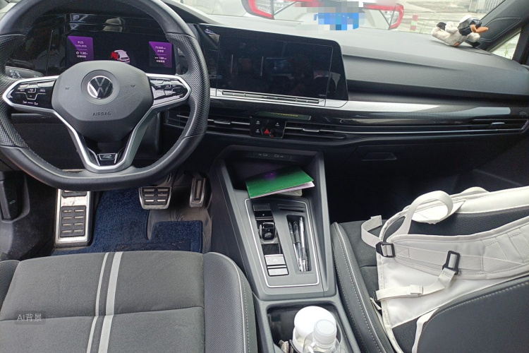 Volkswagen Golf 2022 car image #11