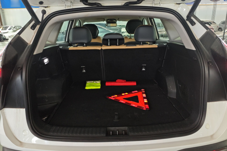 GEELY Boyue L 2026 image de voiture #19