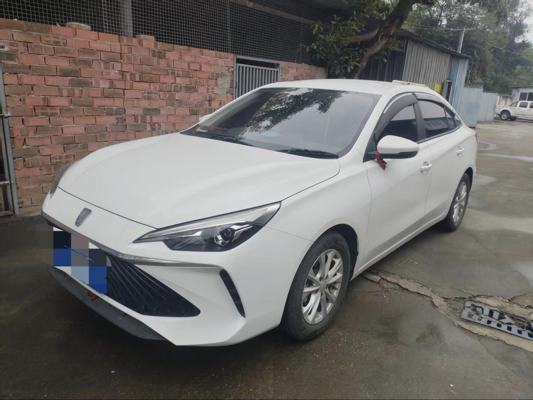 Roewe i5 2024 Roewe i5 2024 car image