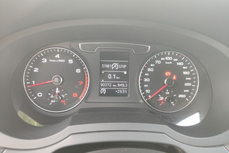 Audi Q3 2019 #12 Audi Q3 2019 car image #12