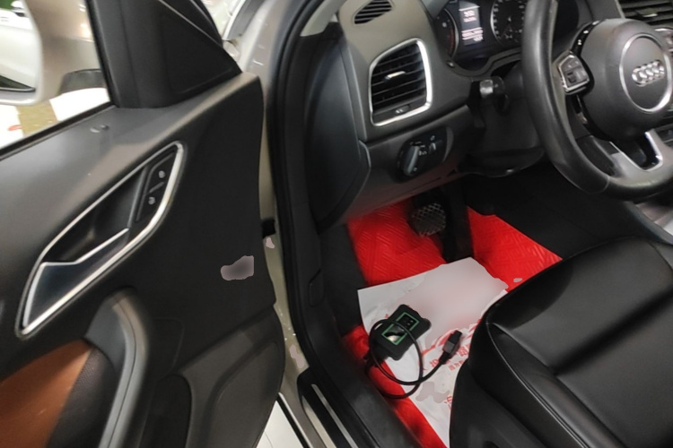Audi Q3 2016 #16 Audi Q3 2016 car image #16