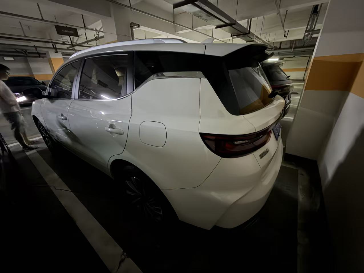 GEELY Vision X6 2023 car image #6