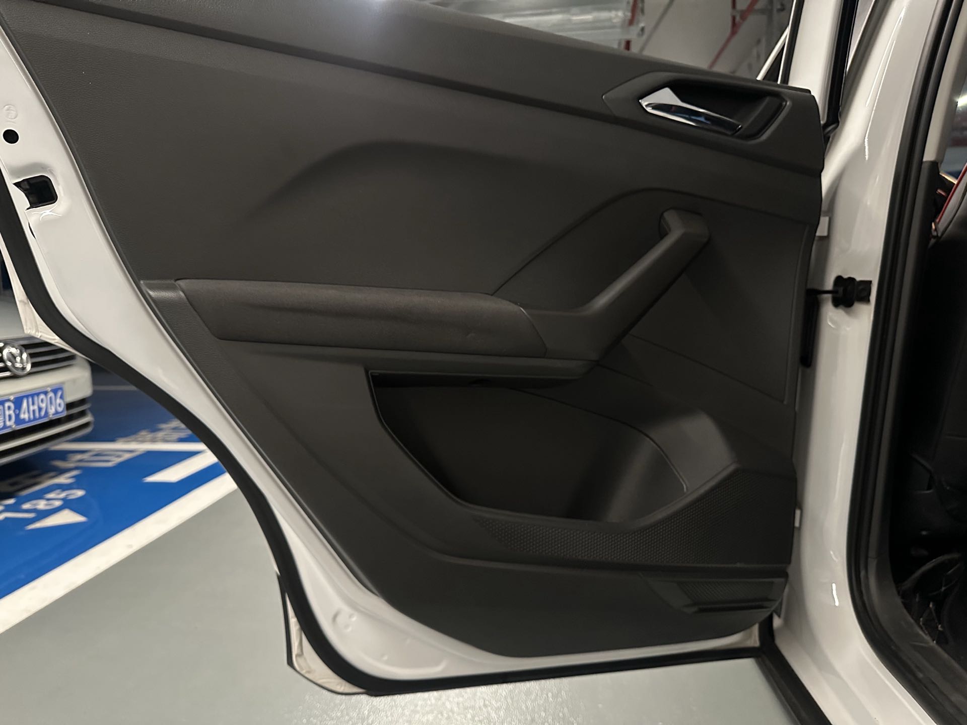 Volkswagen T-Cross 2020 #13 Volkswagen T-Cross 2020 immagine di auto #13