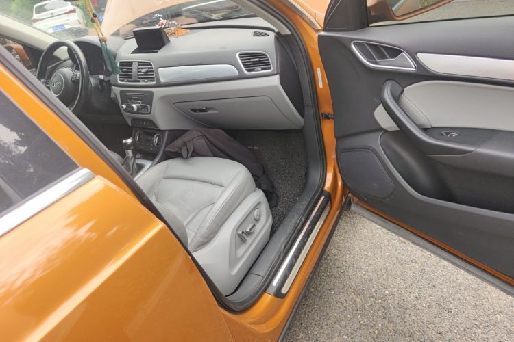 Audi Q3 2016 #27 Audi Q3 2016 car image #27