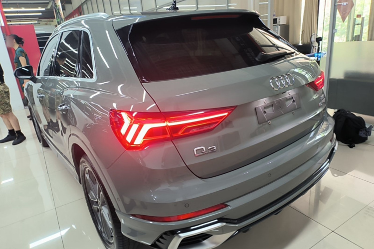 Audi Q3 2024 #5 Audi Q3 2024 car image #5