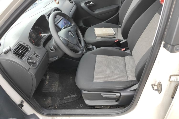 Volkswagen Polo 2017 #19 Volkswagen Polo 2017 car image #19