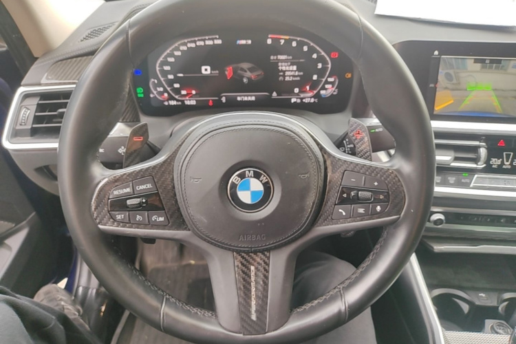 BMW 3 Series 2020 car image #11