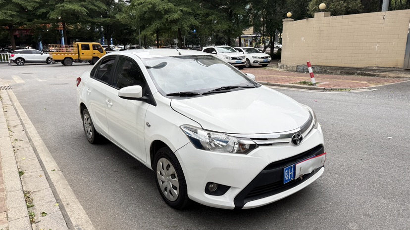 Toyota Vios 2016 immagine di auto #3