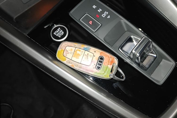 Audi A3 2024 car image #9